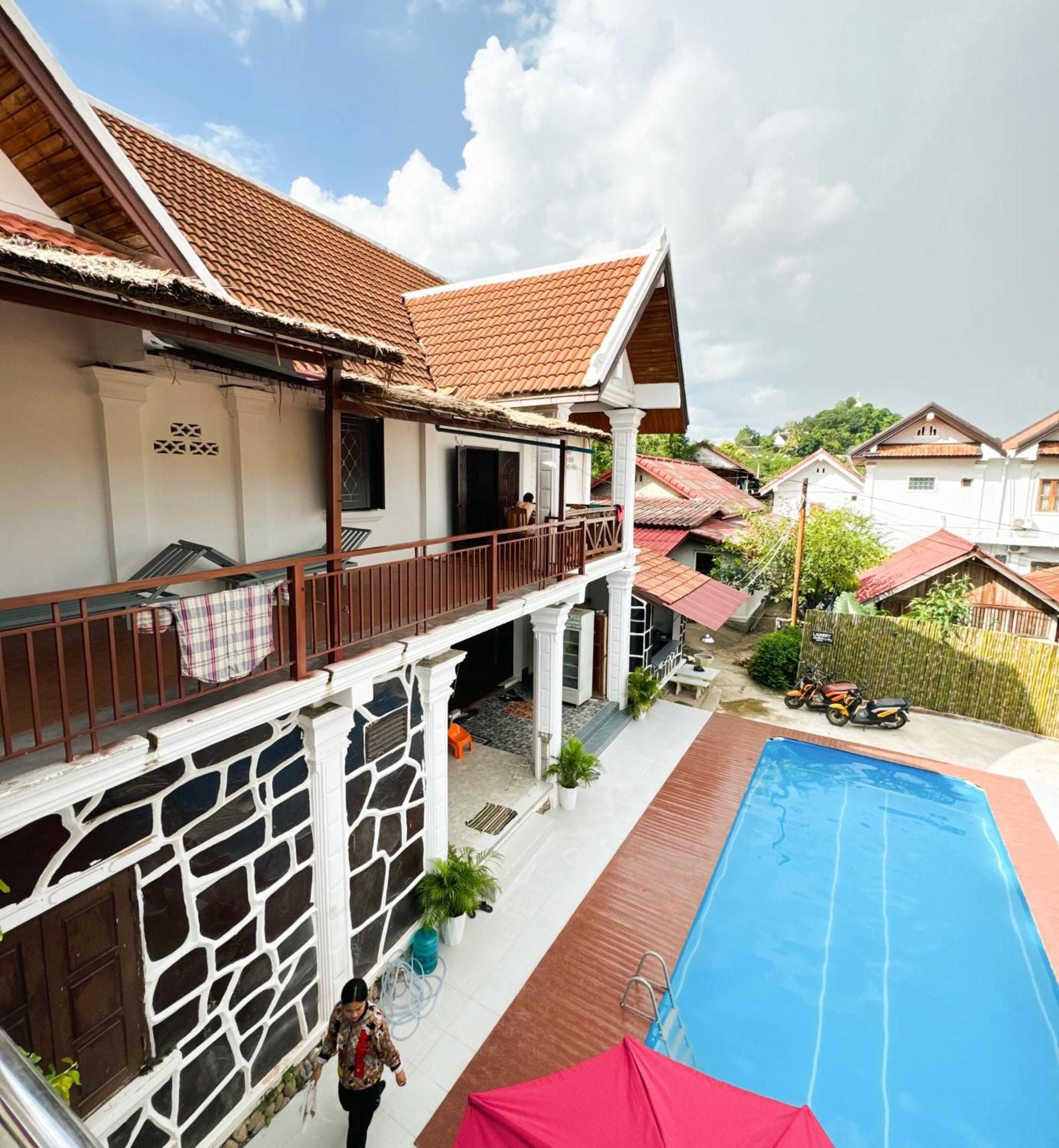 Sabai Sabai Backpackers Hostel Luang Prabang Exterior photo